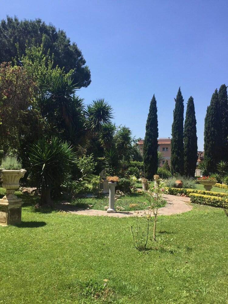 Parco Tirreno Hotel Roma Ngoại thất bức ảnh