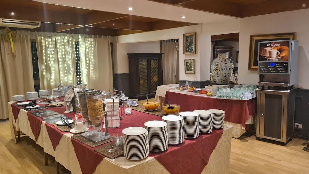 Parco Tirreno Hotel Roma Ngoại thất bức ảnh