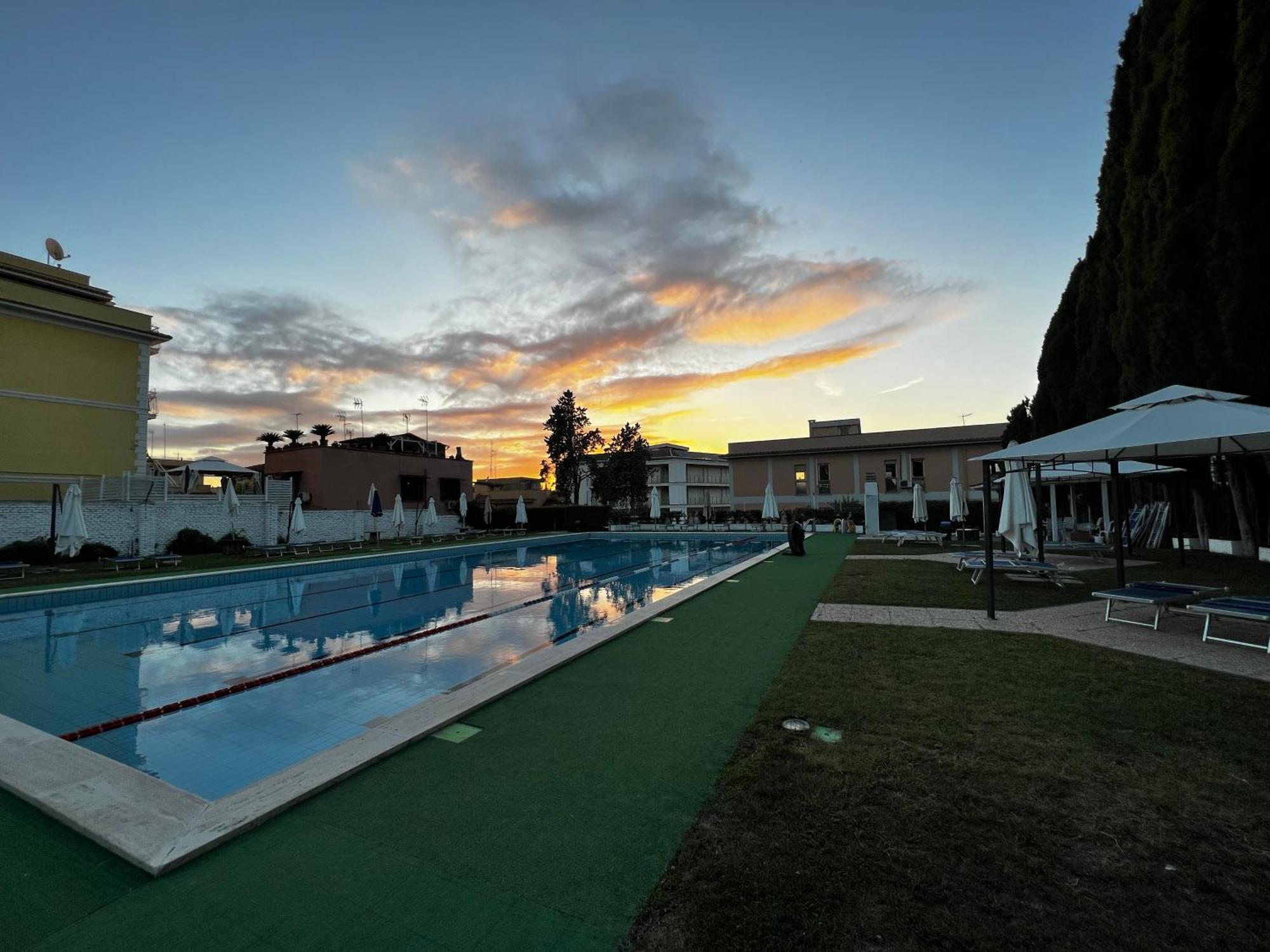 Parco Tirreno Hotel Roma Ngoại thất bức ảnh