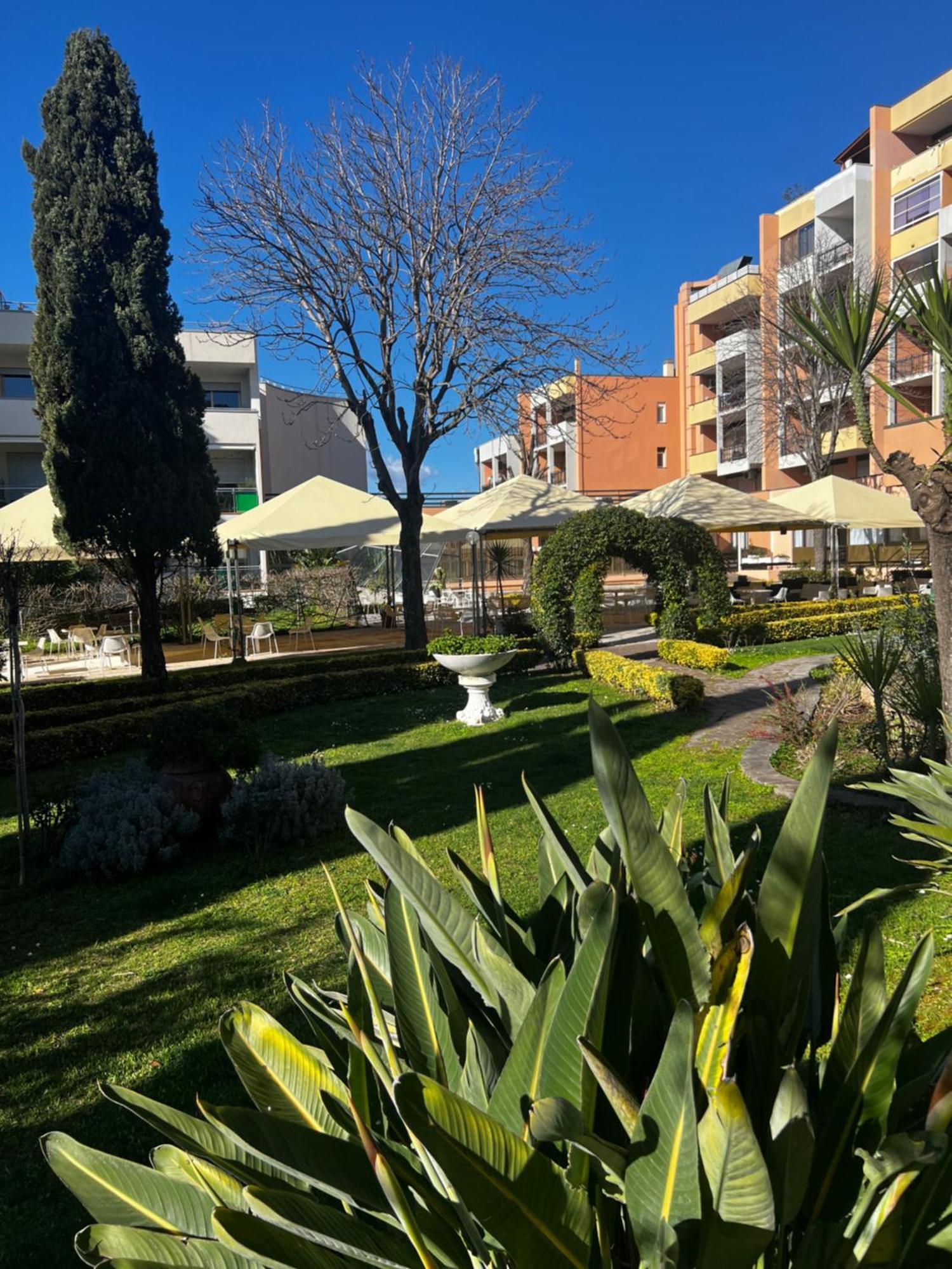Parco Tirreno Hotel Roma Ngoại thất bức ảnh