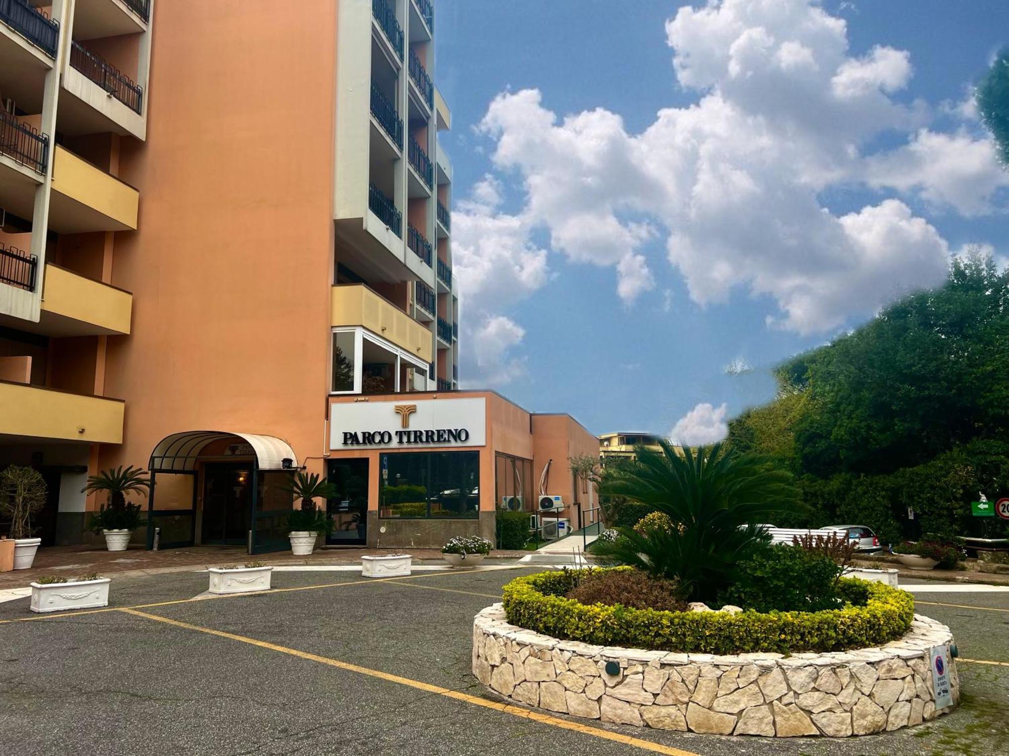 Parco Tirreno Hotel Roma Ngoại thất bức ảnh